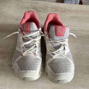 Womens On Cloud Running Shoes